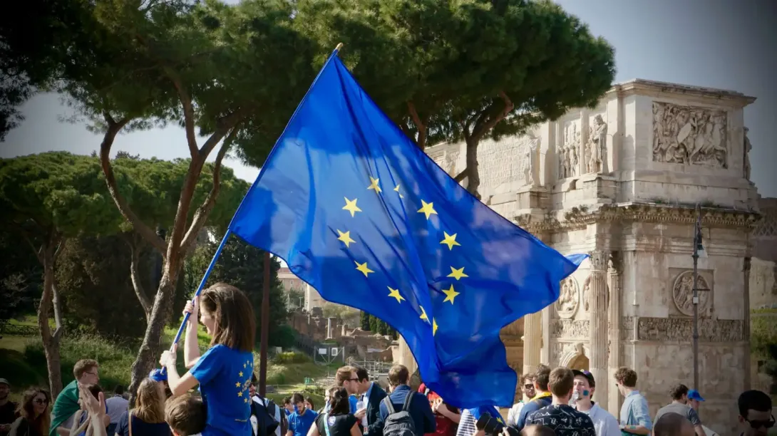 UE